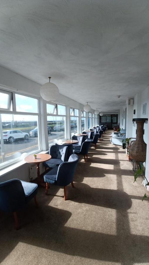 The Waldorf Hotel 3*